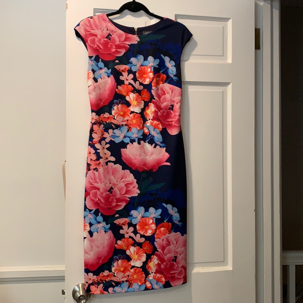 Vince Camuto Floral Sheath (8)
